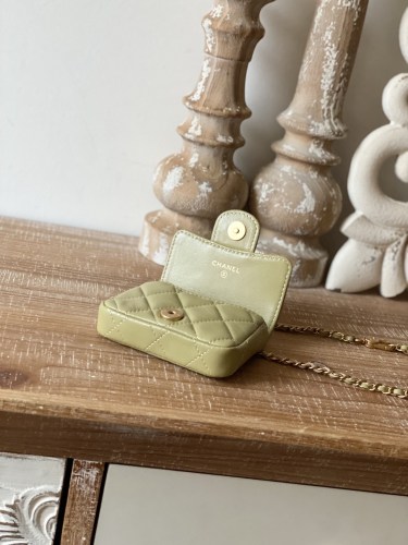 Handbag  Chanel  81227  size  11 cm