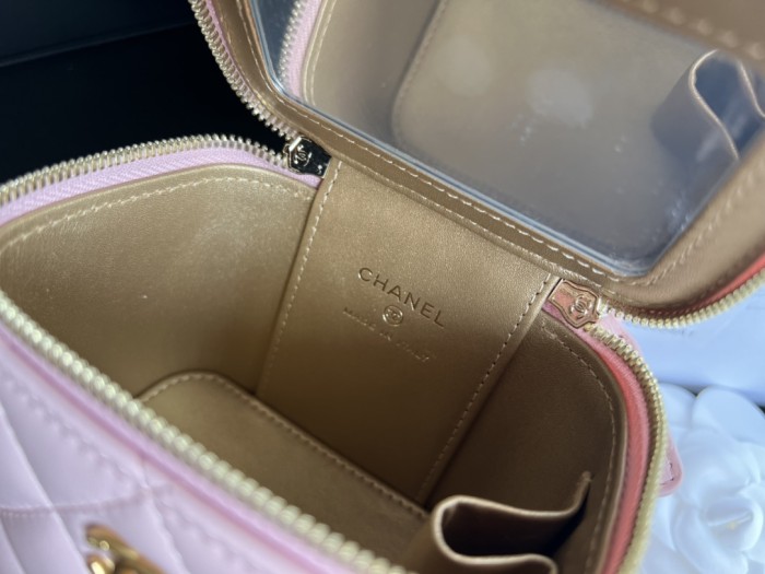 Handbag  Chanel  AP1447  size  8.5cmx11cmx7 cm