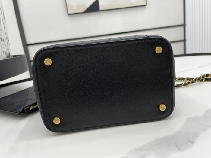 Handbag  Chanel   AS3452 size  21*26*13 cm