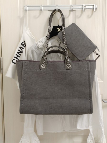  Handbag  Chanel  size  38 cm