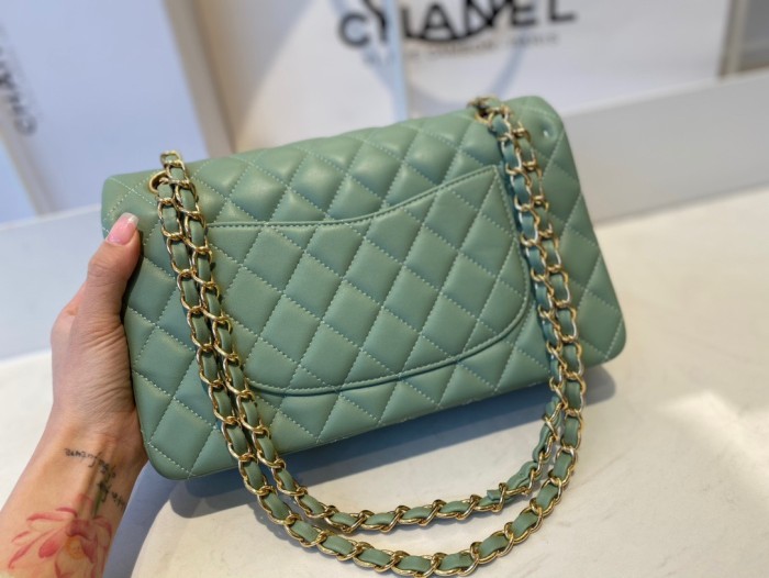 Handbag  Chanel   size  25 cm