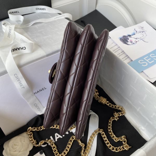 Handbag  Chanel  AS3393  size  14*22*8 cm 