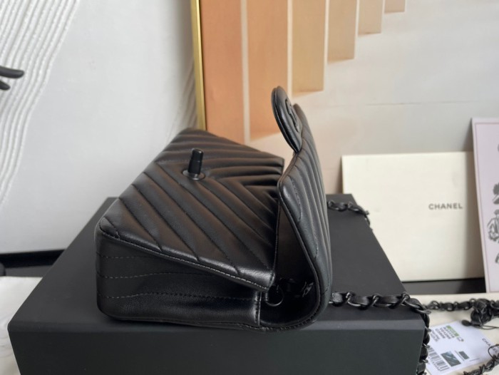 Handbag  Chanel  01116  size 20 cm