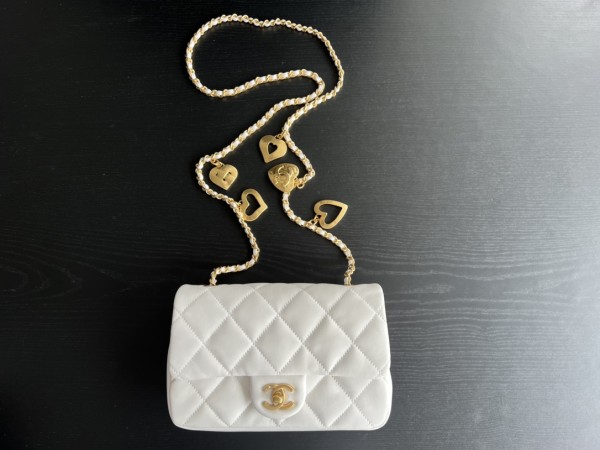 Handbag  Chanel  3457  size 20 cm