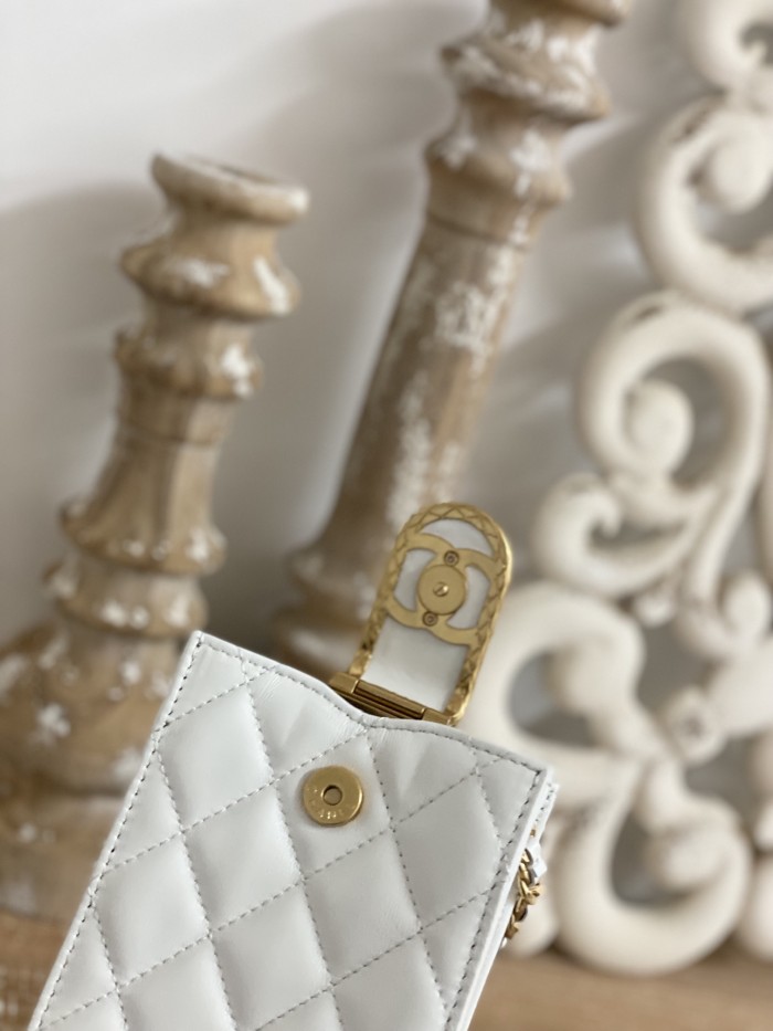 Handbag  Chanel  2981  size 18*3*10  cm