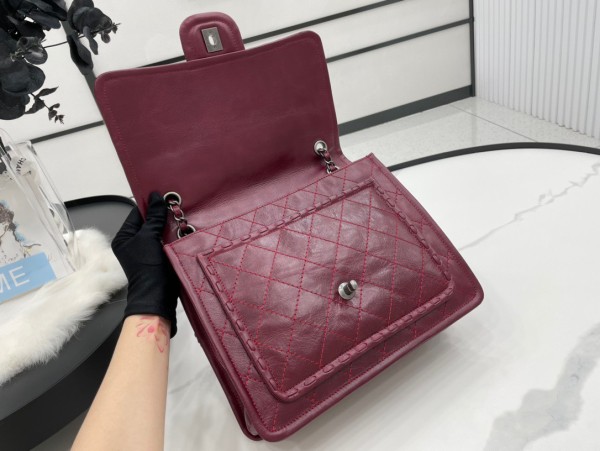 Handbag  Chanel   91235  size  28x23x8 cm