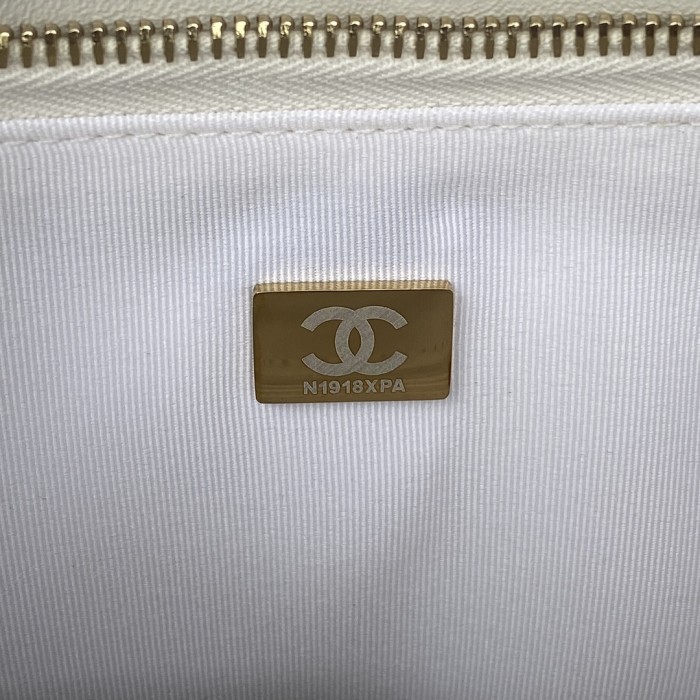 Handbag  Chanel  AS3631 size 26×30×7 cm