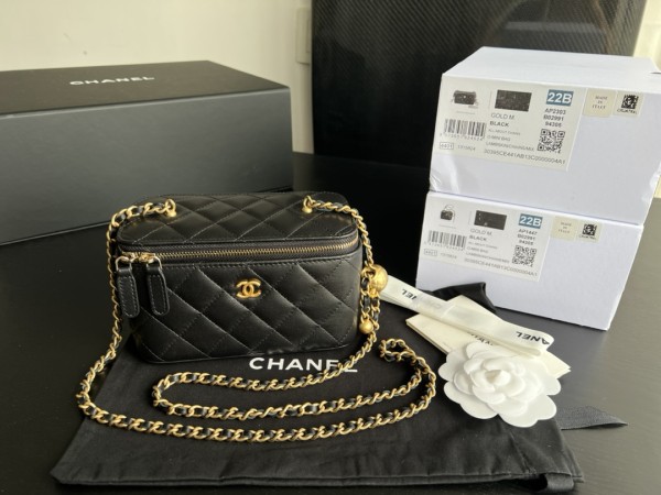 CHANEL Sheepskin Box Bag, Shoulder Bag, Crossbody Bag Women's Black AP2303-B18602-94305 size 17*8*9.5 cm