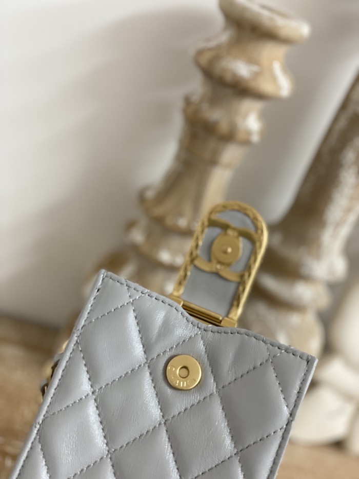 Handbag  Chanel  2981  size 18*3*10  cm