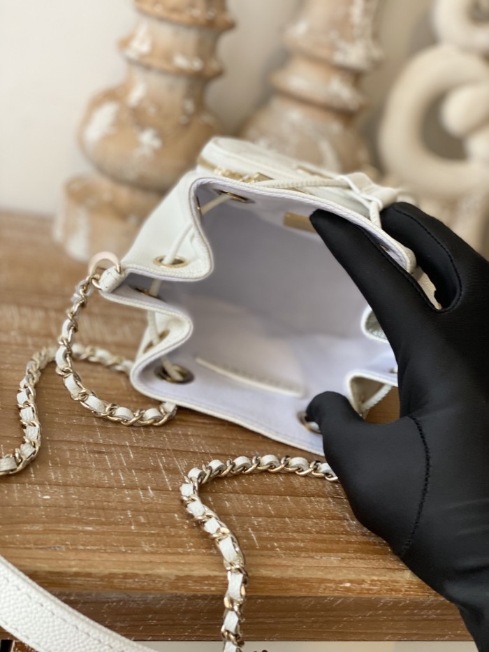 Handbag  Chanel  2913  size  12.5*10*7.5 cm