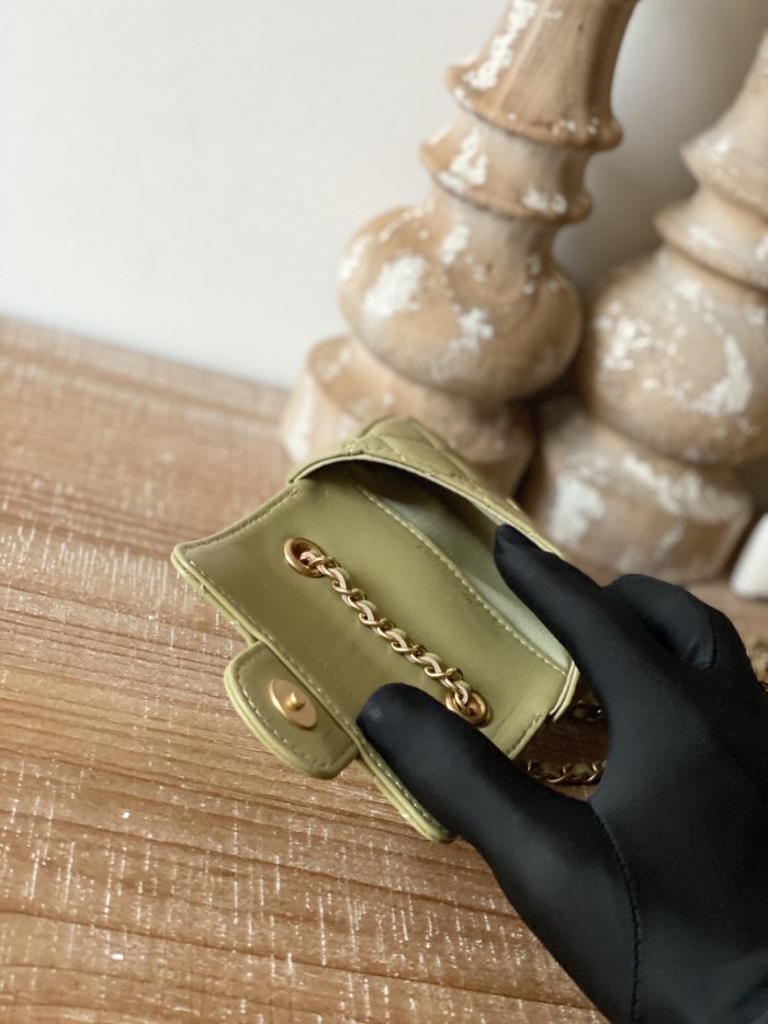 Handbag  Chanel  81227  size  11 cm