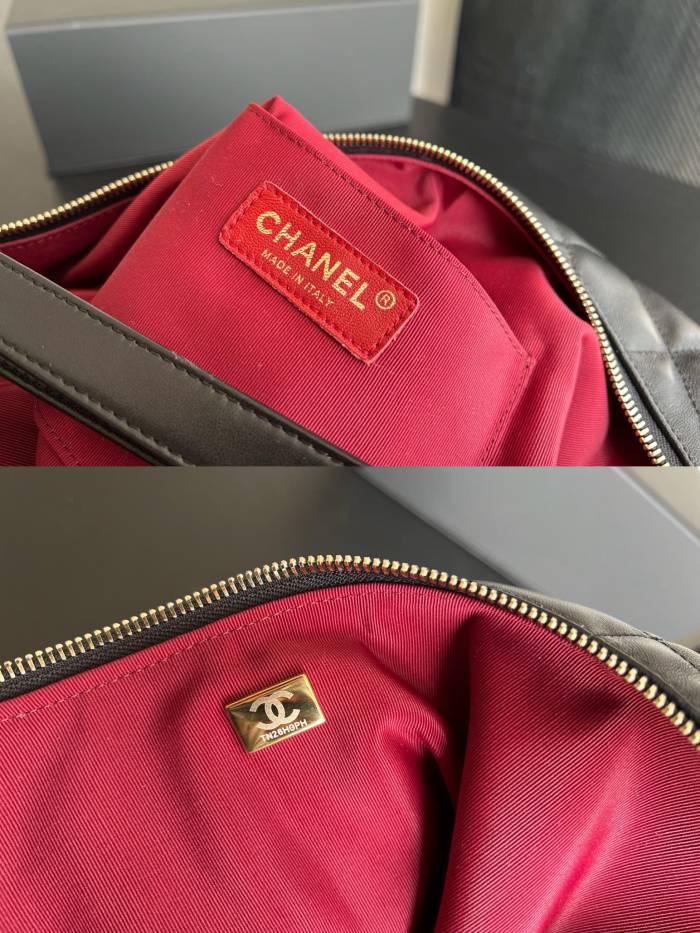 Handbag  Chanel   size  35cmx37cm11 cm