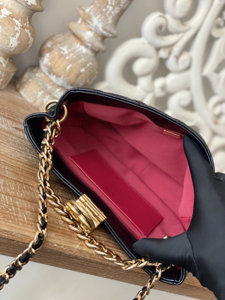 Handbag   Chanel  3476  size  17*23*7* cm