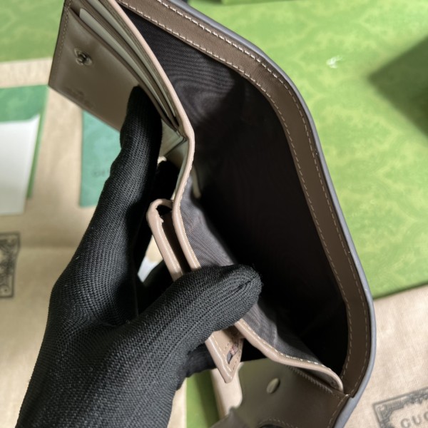 Handbag Gucci  627073  size  11x 9.5x 3  cm