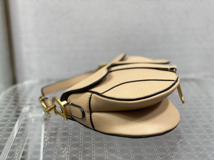  Handbag   Dior  size 19.5 cm