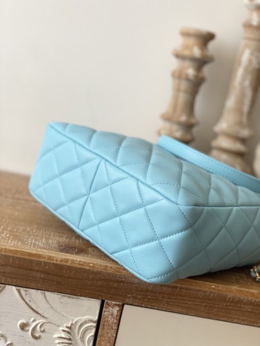 Handbag   Chanel  3477  size  22*25*9* cm