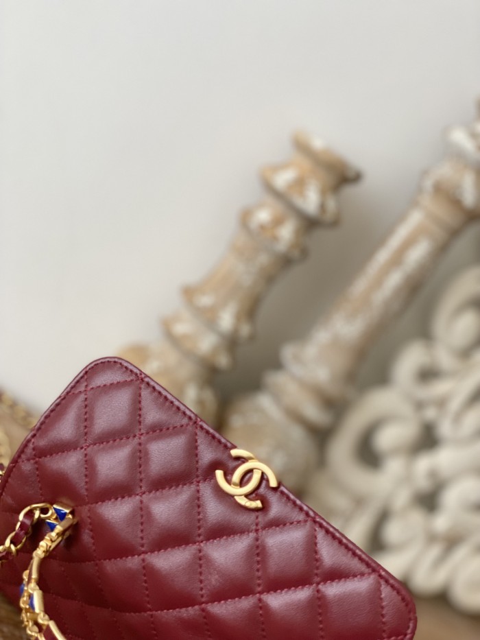 Handbag   Chanel  AP81214  size  10*18*4.5 cm