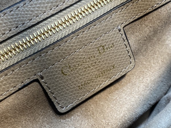 Handbag   Dior  size  25.5 cm