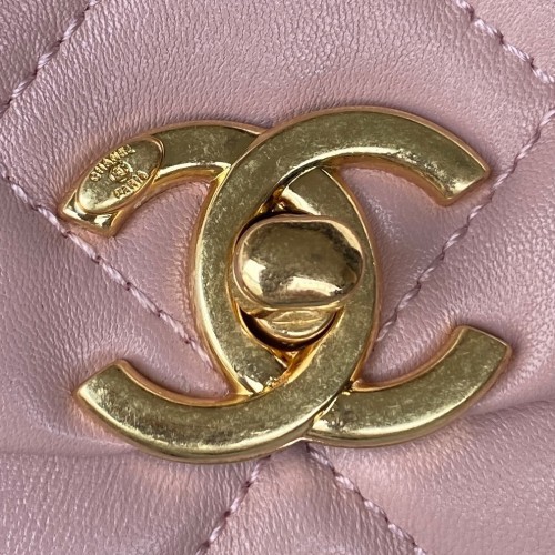 Handbag   Chanel  AS3366  size  20X9X13.5 Cm