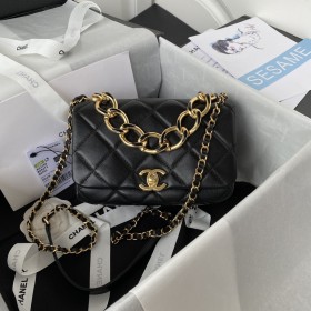 Handbag   Chanel  AS3366  size  20X9X13.5 Cm