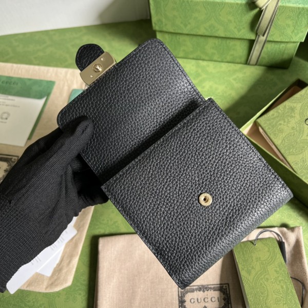 Handbag    Gucci  615525  size  12.5*11*3  cm