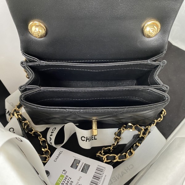 Handbag   Chanel  AS3365  size 17X8.5X11.5 Cm