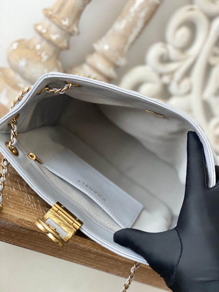 Handbag   Chanel  3477  size  22*25*9* cm