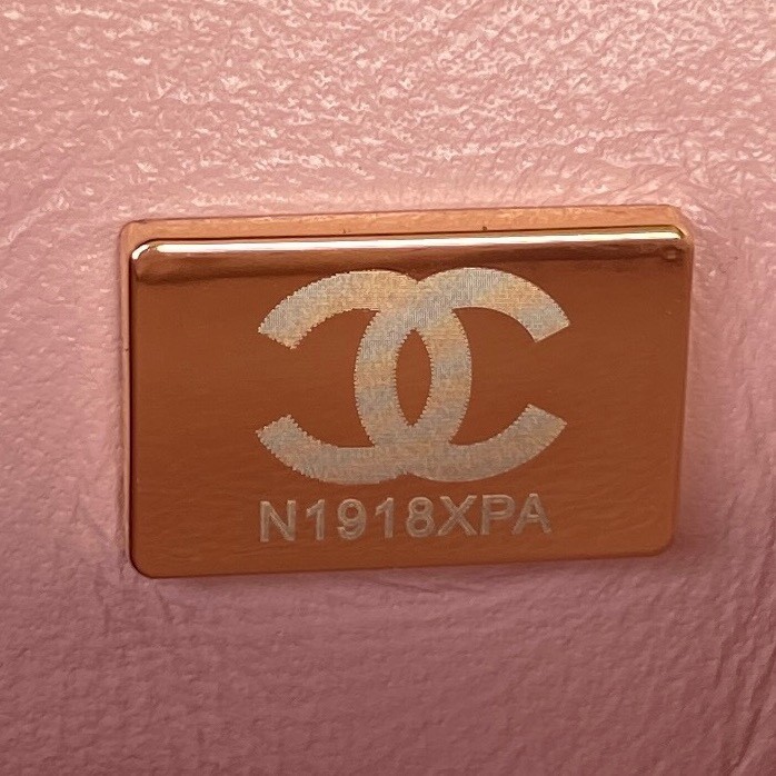 Handbag   Chanel  AS3365  size  17X8.5X11.5 Cm