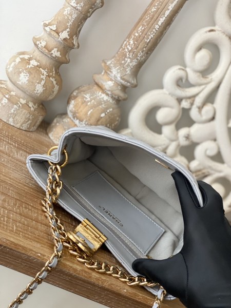 Handbag   Chanel 3476  size  17*23*7* cm