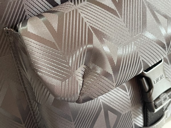   Handbag  Dior  89018  size  30 x 42 x 14.5  cm