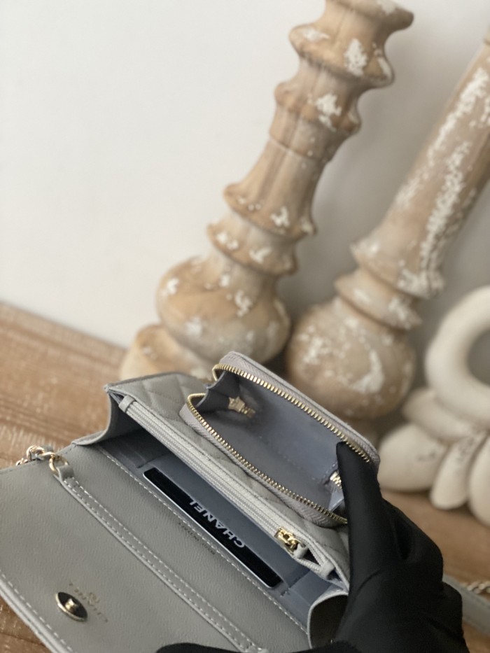 Handbag   Chanel  81215  size  15 Cm