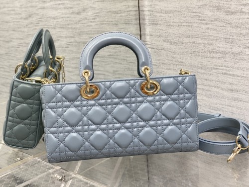 Handbag   Dior  size  26*6*14cm