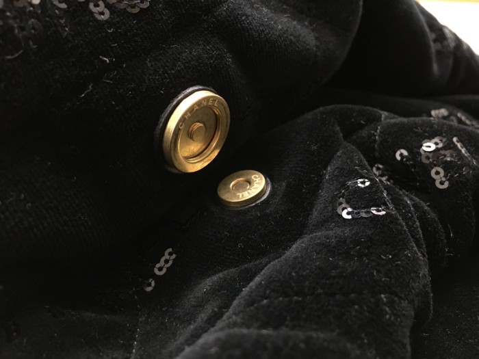  Handbag   Chanel  size  39*42*8 cm