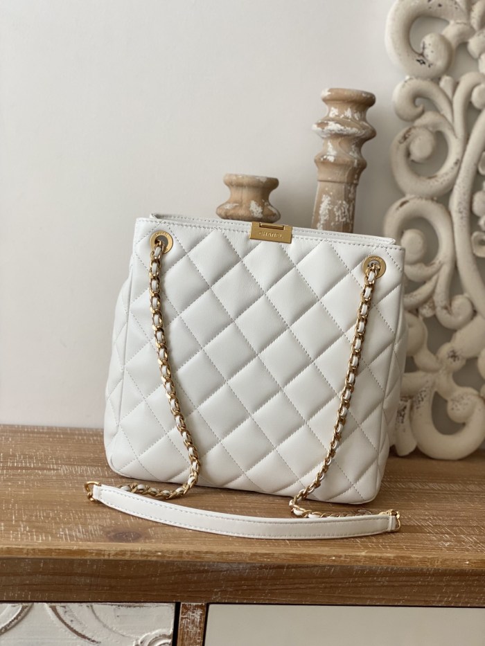 Handbag   Chanel  3477 size  22*25*9* cm