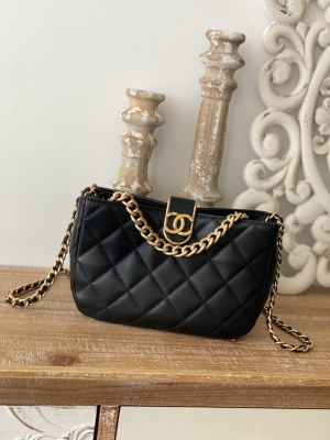 Handbag   Chanel  3476  size  17*23*7* cm