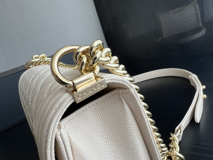 Handbag   Chanel  size  25 cm