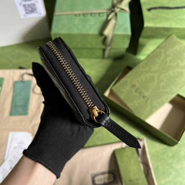 Handbag    Gucci 474813  size  11.5*10*2.5 cm