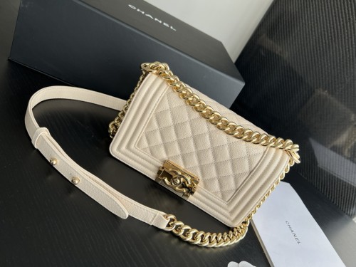 Handbag   Chanel  size 20 cm