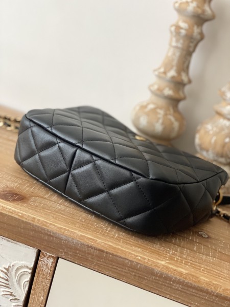 Handbag   Chanel  3476  size  17*23*7* cm