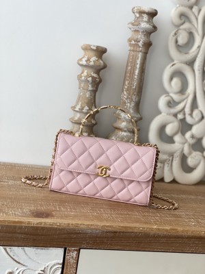 Handbag   Chanel  AP81214  size  10*18*4.5 cm