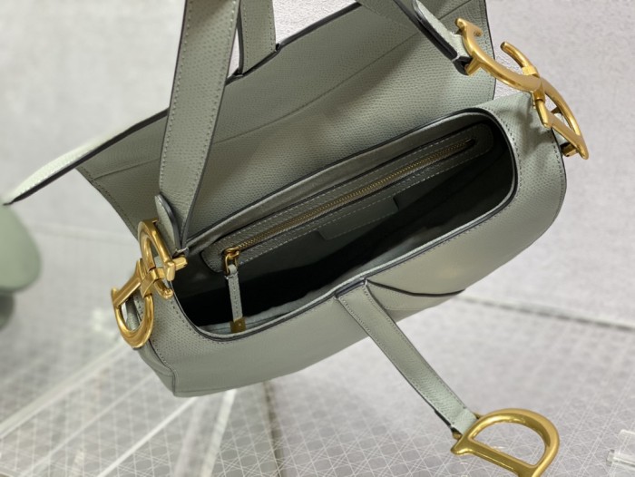  Handbag   Dior   size  25.5 cm