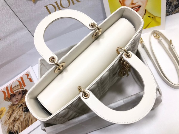 Handbag   Dior  M0566  size  32*255*11  cm
