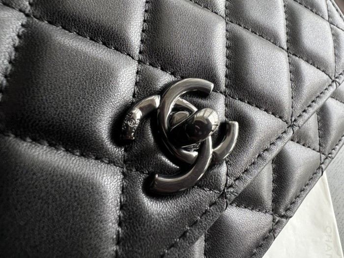  Handbag   Chanel  84456  size  19 cm
