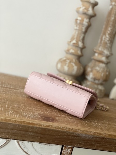 Handbag   Chanel  AP81213  size  11.5*14.5*5.5 cm