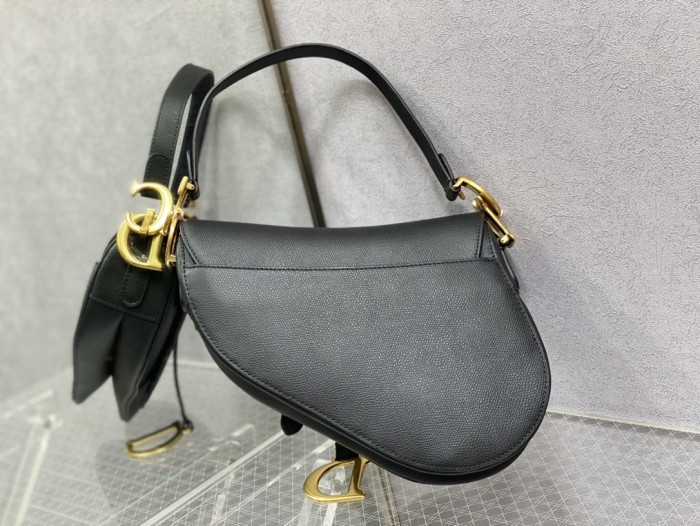  Handbag   Dior  size   25.5 cm