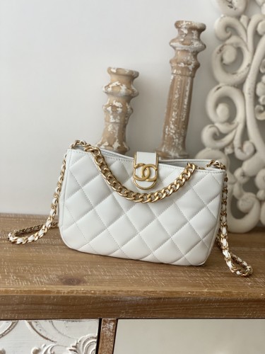 Handbag   Chanel  3476  size  17*23*7* cm