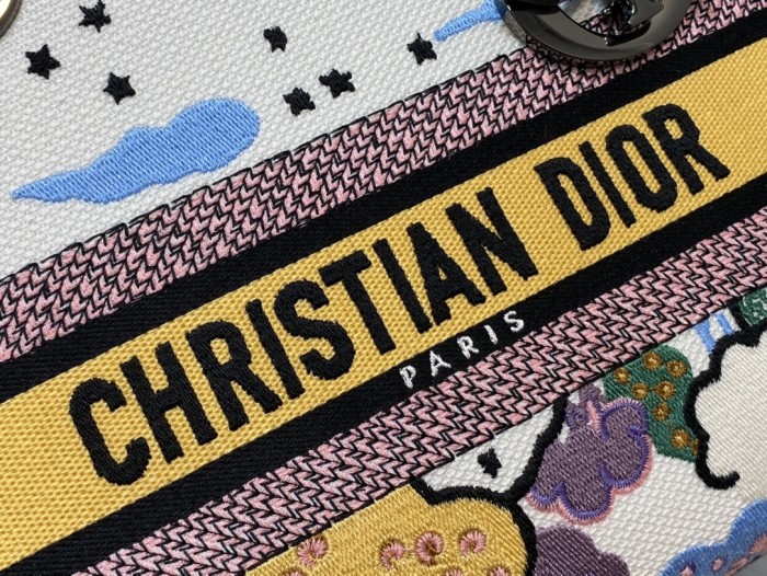 Handbag  Dior  size  24 cm