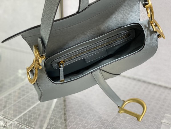 Handbag   Dior  size 25.5 cm