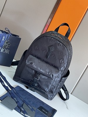   Handbag  Dior  89018  size  30 x 42 x 14.5  cm