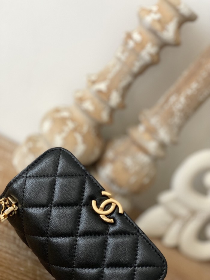 Handbag   Chanel  AP81213  size  11.5*14.5*5.5 cm
